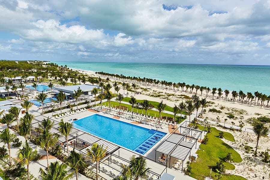 piscina-hotel-riu-dunamar_tcm49-191051