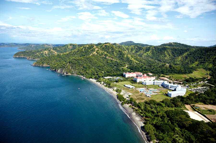 PalaceCostaRica-beach_tcm49-121640